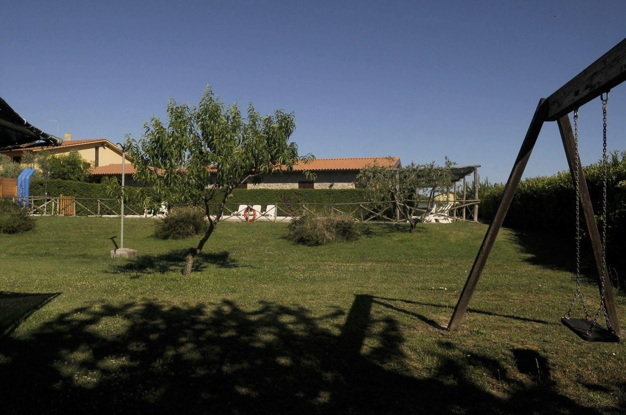 Agriturismo La Mora Ассізі Екстер'єр фото